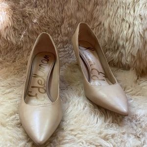 Sam Edelman Nude Pumps